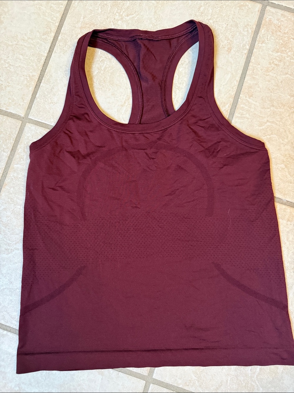 Lulu lemon Racerback Tank - Burgundy